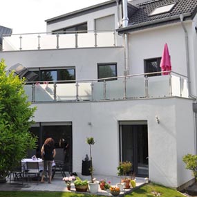 Neubau eines Mehrfamilienwohnhauses mit 3 WE in Rhydter Straße in 41464 Neuss